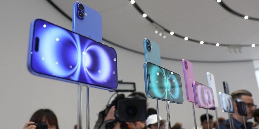 Teljes szoftveres megújulás vár az Apple iPhone-okra és Macekre