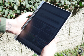 Pár kép kintről, az elsőn árnyékban vagyunk a tablettel