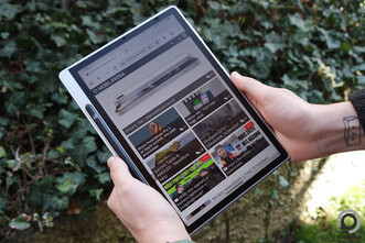 Pár kép kintről, az elsőn árnyékban vagyunk a tablettel