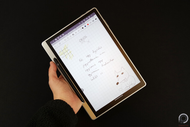 Kezemben az XPPen Magic Note Pad
