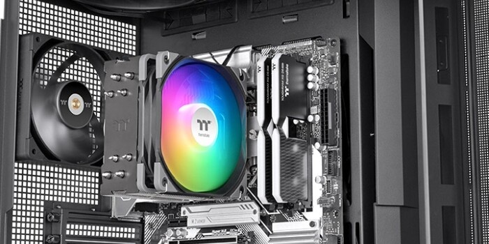 Kompaktabb toronyhűtővel jelentkezett a Thermaltake