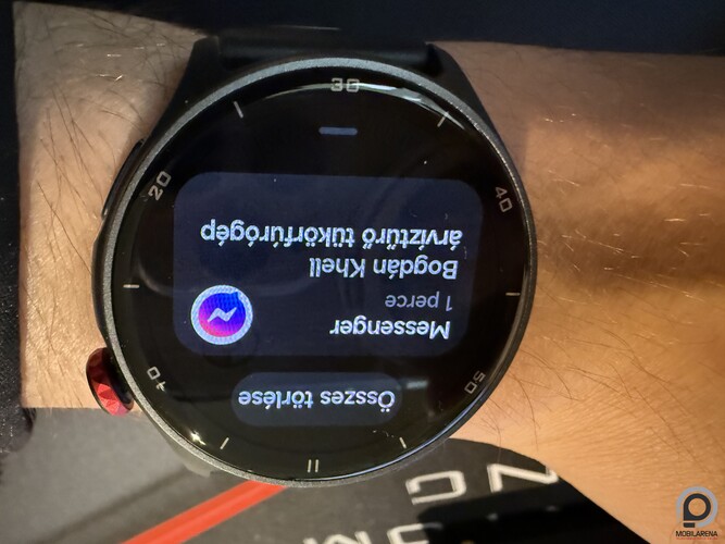 Így néz ki egy bejövő Messenger értesítés az órán
