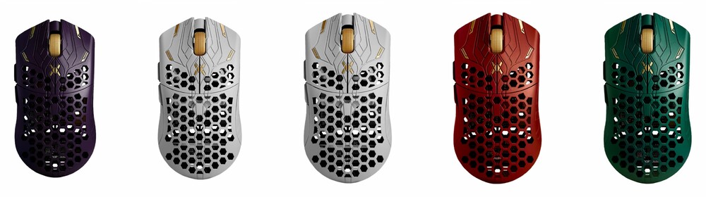 Finalmouse ULX Prophecy (balról jobbra: Tfue Small, Clix Medium, Clix Classic, Scream Classic és Tarik Classic)