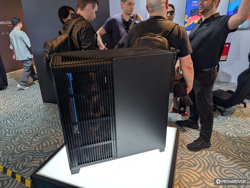 Corsair Frame 4500X