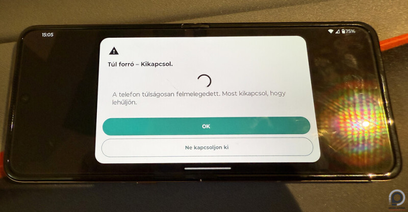 A csúcskategóriában szokásos 3DMark Wildlife Extreme tesztet nem csinálta meg a telefon, helyette túlmelegedett és kikapcsolt