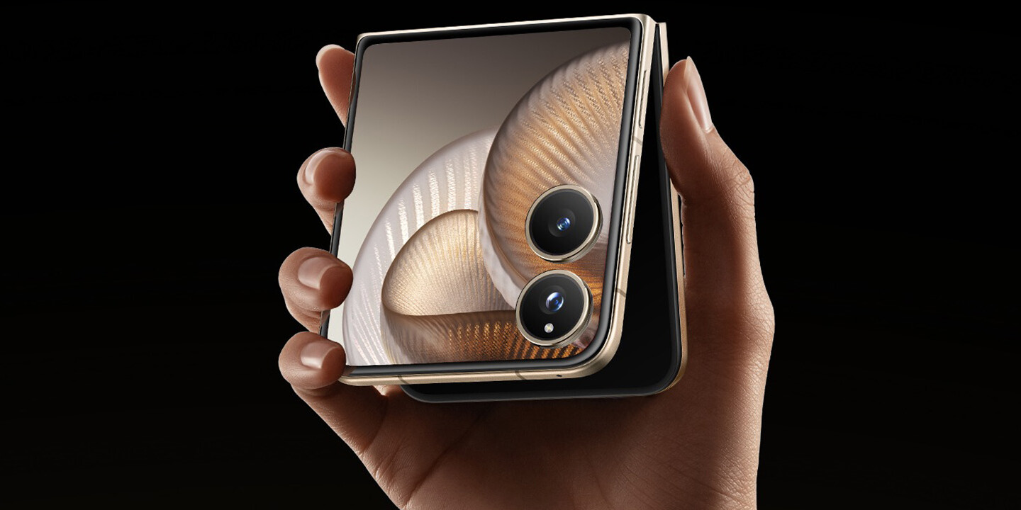 Hatalmas teleppel futott be a Xiaomi Mix Flip 2