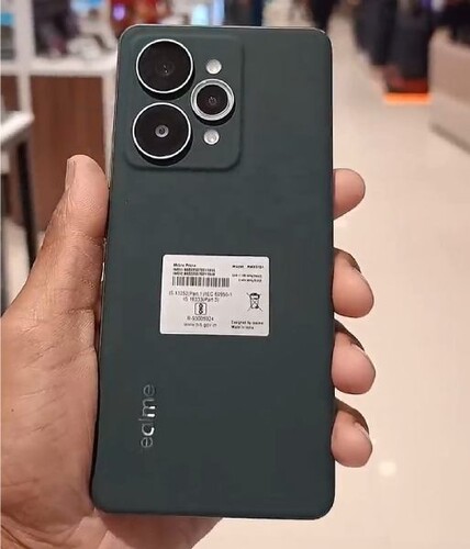 Az első fotók a Realme 15 Pro 5G-ről