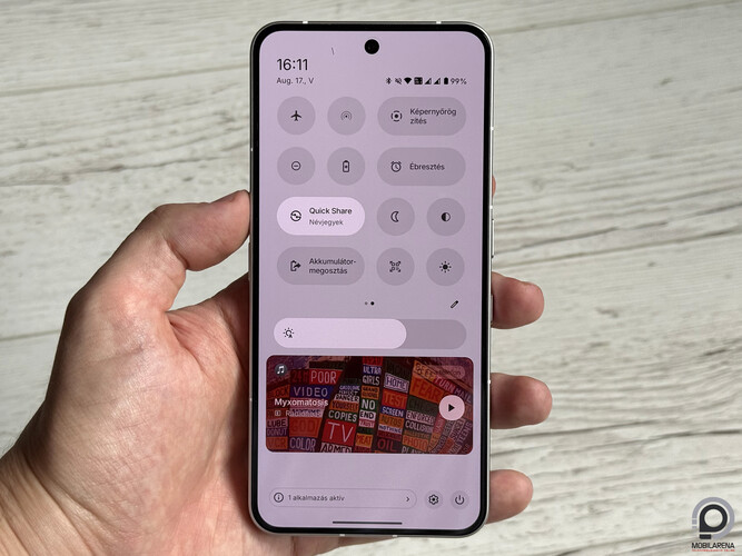 Nothing Phone (3) a kezemben