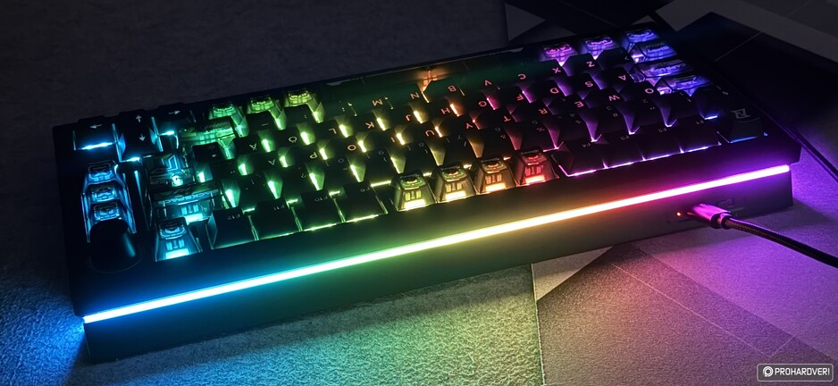 Nincs gamer billentyűzet RGB-világítás nélkül.