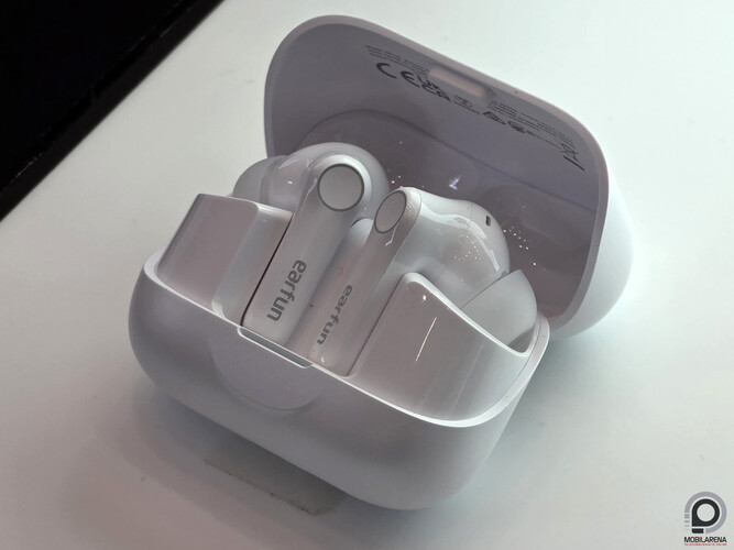 A fehér színű verzió