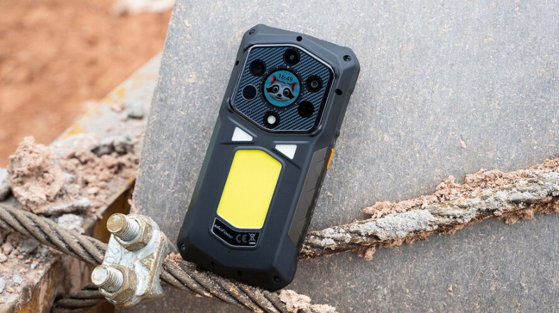 Hátlapi AMOLED kijelzőt is kapott az Armor 29 Pro minden verziója