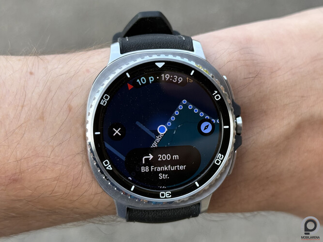 Google Maps fut a Watch8 Classicon