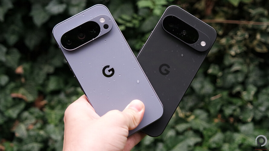 Szürkében a Pixel 10 Pro, feketében a Pixel 10