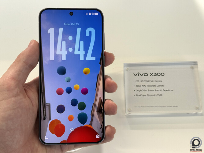 Ez egy kezelhető, de akár egykezelhető méret