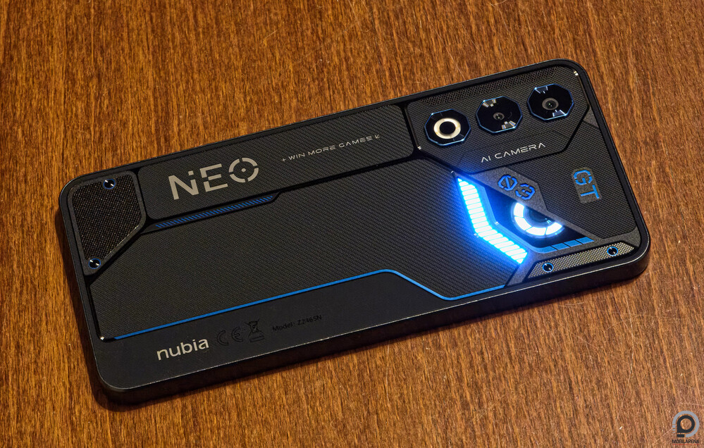 Hátlapi LED fények