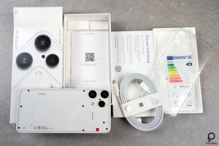 A Phone (3a) Lite csomagolása és a doboz tartalma