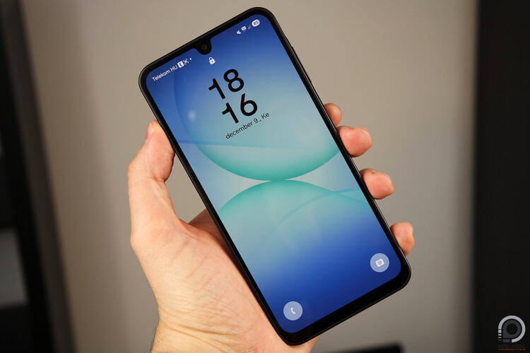 Samsung Galaxy A17 5G a kezemben