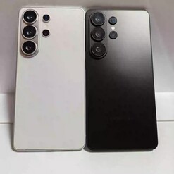 Fotók a Galaxy S26 Ultra (fekete és fehér), illetve az S26 (utolsó képen jobbra) telefonokról