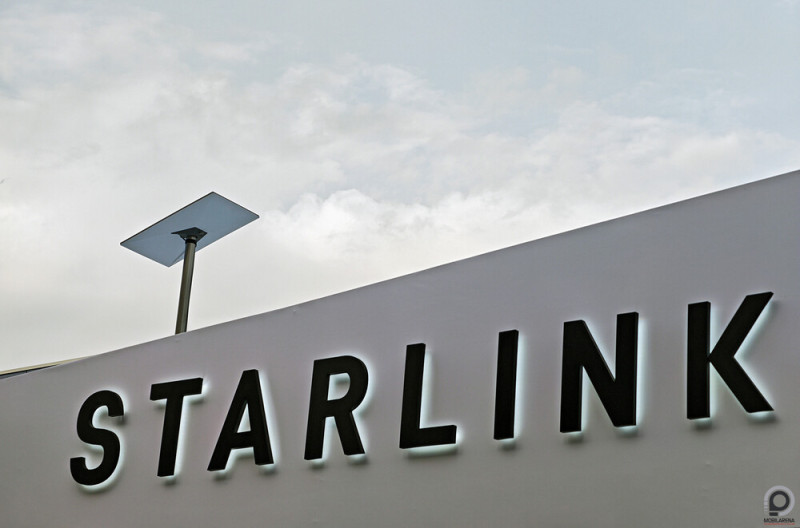 Starlink fogadóterminál az MWC-n – nem lesz szükség ilyen egység használatára a Telekom készülékein