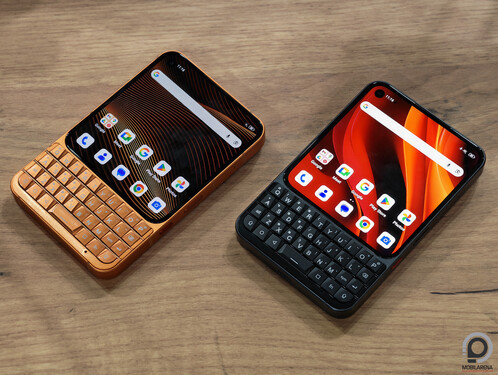 A két színváltozat