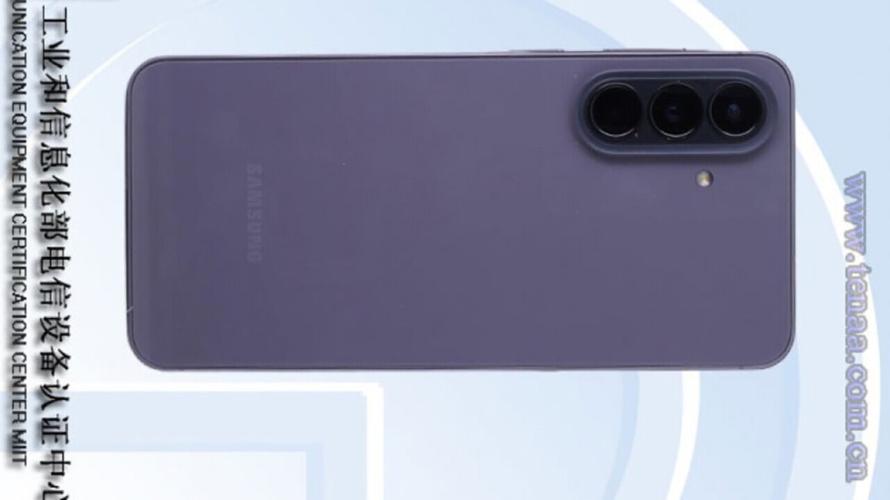 Idő előtt felbukkant a Galaxy A57 egy európai webshopban