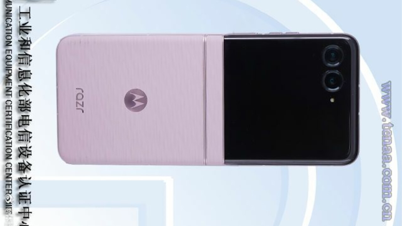 Itt az első kép a Motorola Razr 70-ről