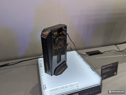 ASUS ROG NUC 16 Edition 20