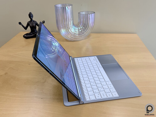 Galaxy Tab S12+ a Pro billentyűzetes tokban. A kiosztás európai, így megvan a magyar karakterek helye is