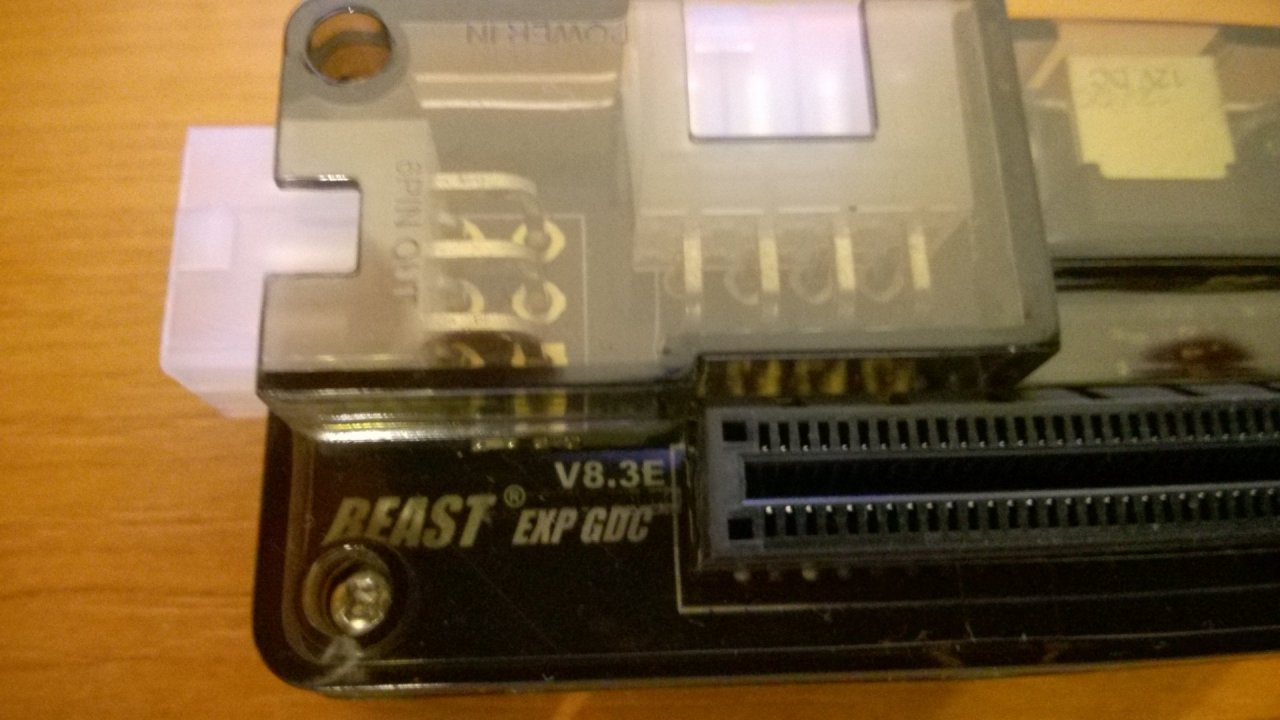 EXP GDC Beast v8 EGPU Adapter, EXPRESSCARD csatival HardverApró