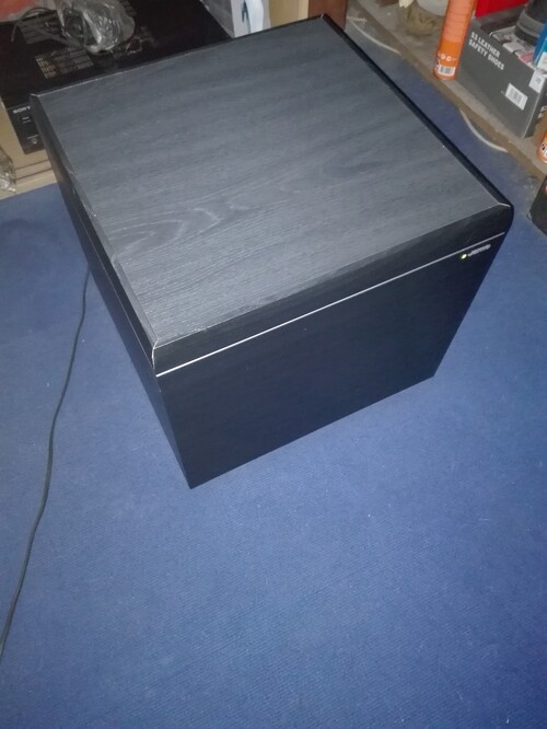 Jamo e6 aktiv sub ( 25cm mélynyomó ) HardverApró