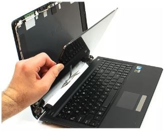 Mindenféle Laptop kijelzőjének javítása cseréje garanciával szakszerűen HardverApró