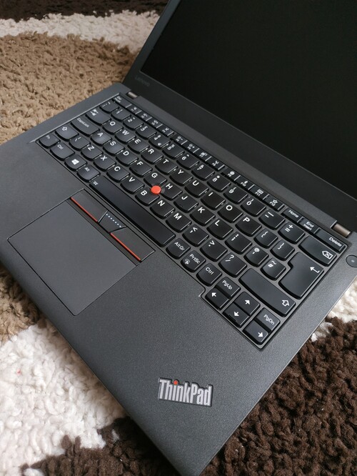 Lenovo Thinkpad X270 i5 6300u  8Gb  256Gb M.2 NVME SSD  4G modem