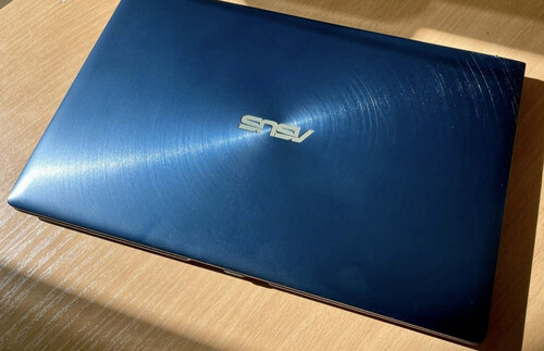 jszer-asus-zenbook-ux333fa-elad-hardverapr