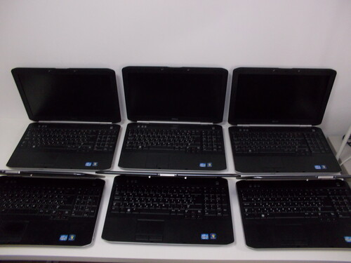 DELL Latitude E5520 Core i3 4GB HDD250GB スーパーマルチ 無線LAN