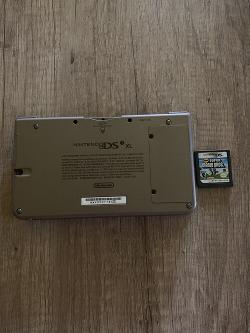 Nintendo DSI XL HardverApró