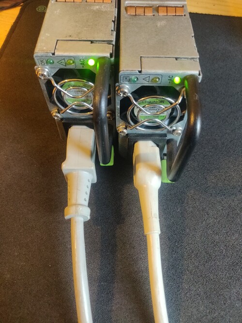 Astec DS550-3 tipusú 550W-os szerver tápegységek - HardverApró