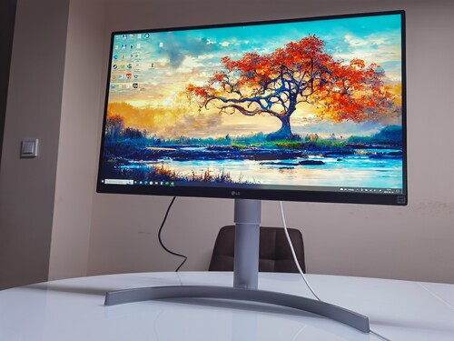 lg ultrafine 27un83a