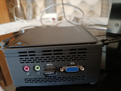 Elad Gigabyte Brix GB Bpce 3350C 4K HDMI jszer llapot Mini Pc elad-gigabyte-brix-gb-bpce-3350c-4k-hdmi-jszer-llapot-mini-pc