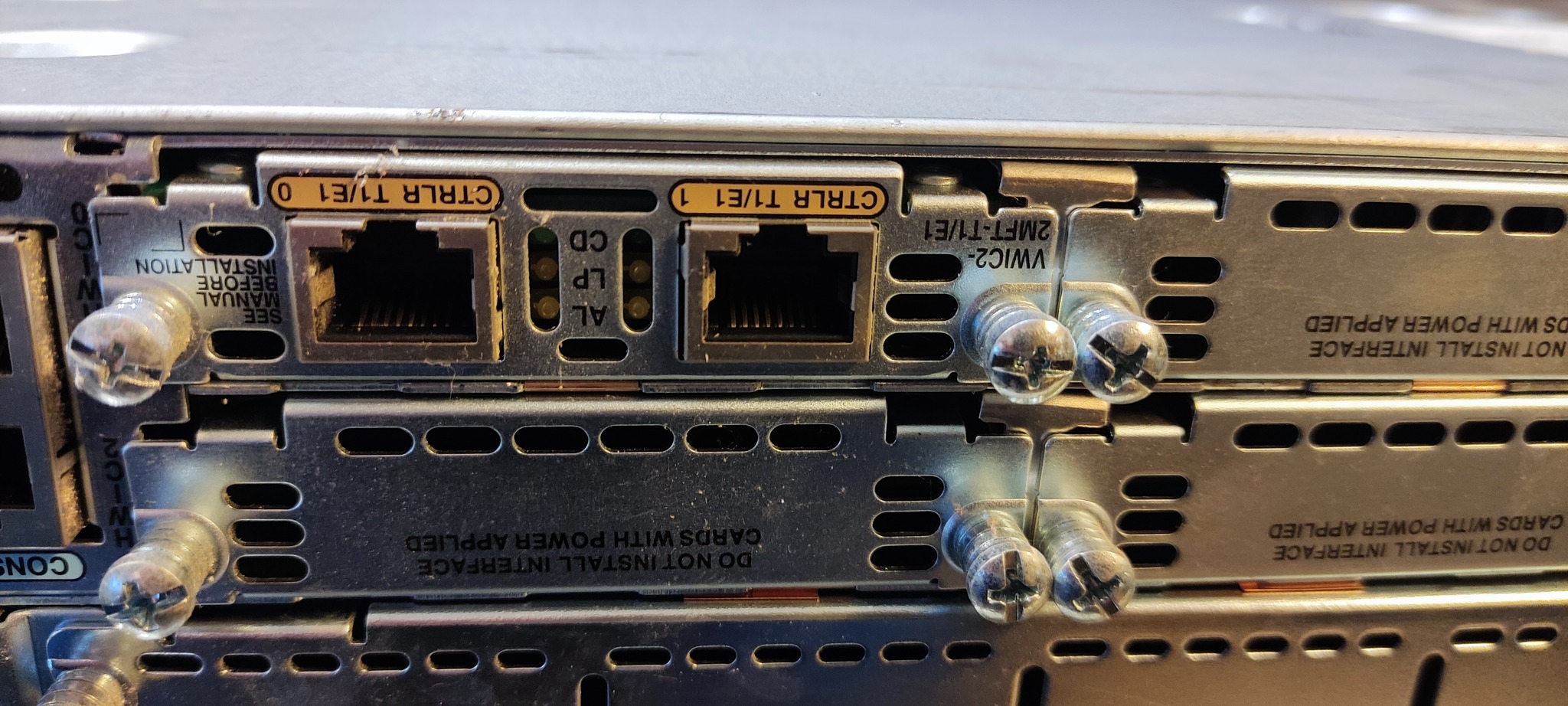 Cisco 3825 - integrated services router - HardverApró