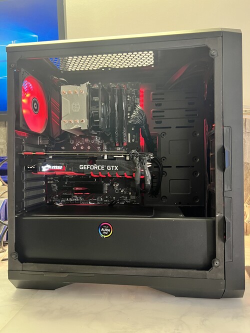 GAMER PC : i5 9600K /// 16 GB DDR4 /// GTX 1080 Ti 11 GB /// 256