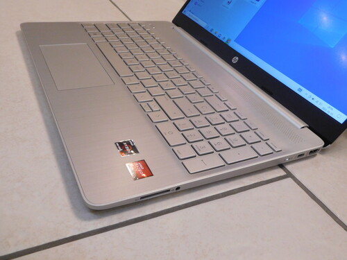 j-hp-15s-eq-multim-di-s-laptop-15-6-25-brut-l-amd-ryzen-7-5700u