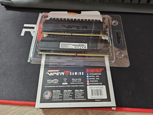 Patriot Memory Viper4 Blackout Series DDR4 3200MHz PC4-25600