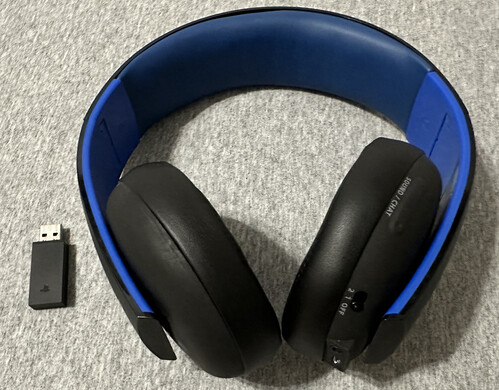 Sony Playstation Wireless Stereo Headset 2.0 HardverApró