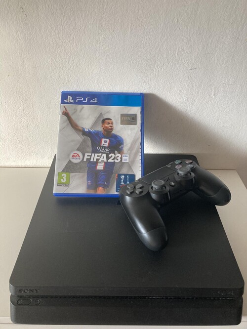 Ps4 Pro usado 1 Tb (220V) - em perfeito estado - com 6 jogos - Consoles de  Vídeo Game - Santa Clara, Viçosa 1261185075