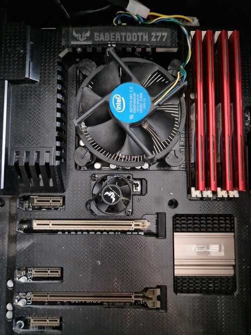 I7 F lkonfig HardverApr i7-f-lkonfig-hardverapr