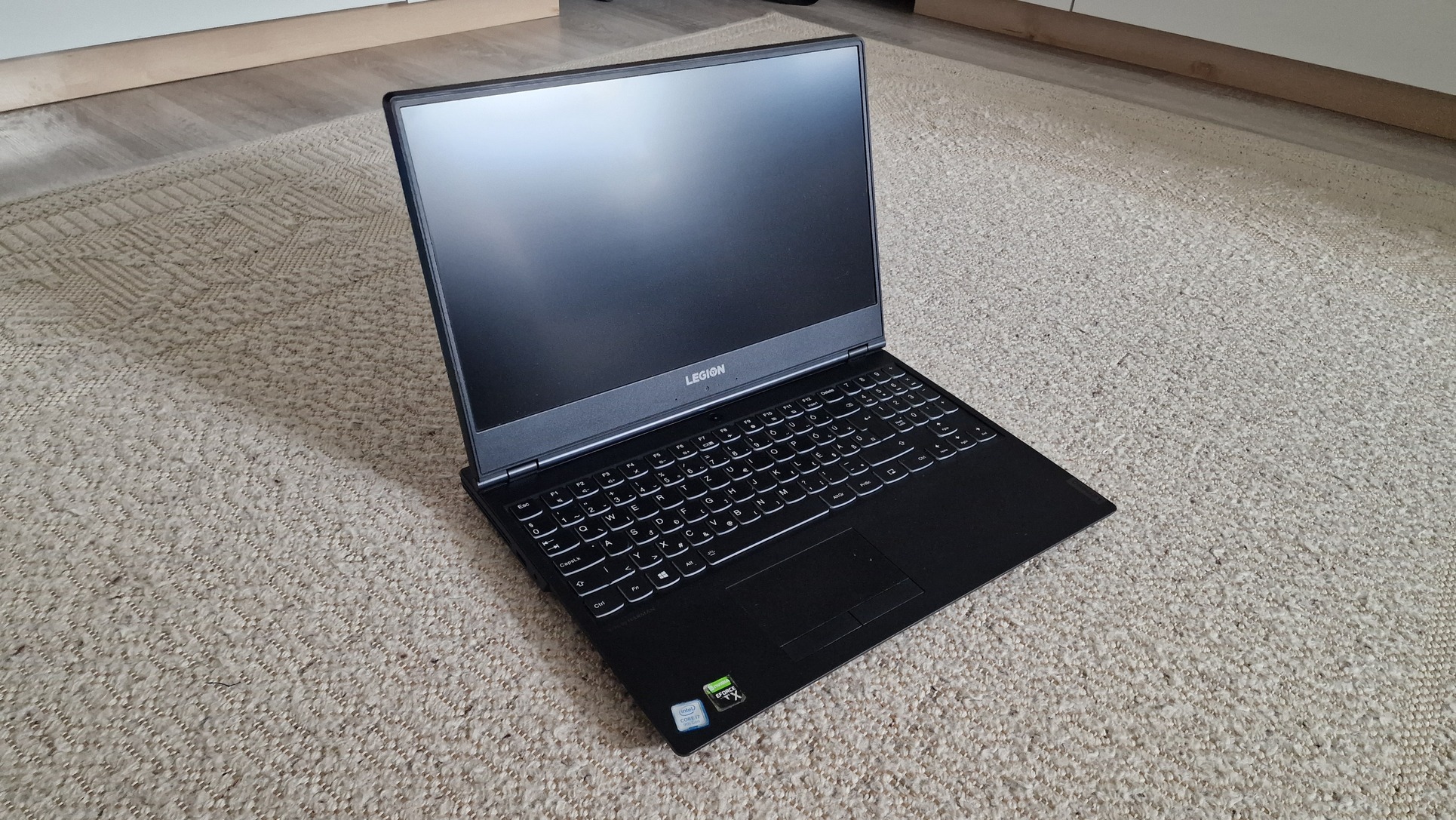 Schermo LCD FHD 15.6" Per Lenovo Legion Y540-15IRH – Non Touch, 30 Pin, 5D10M42881