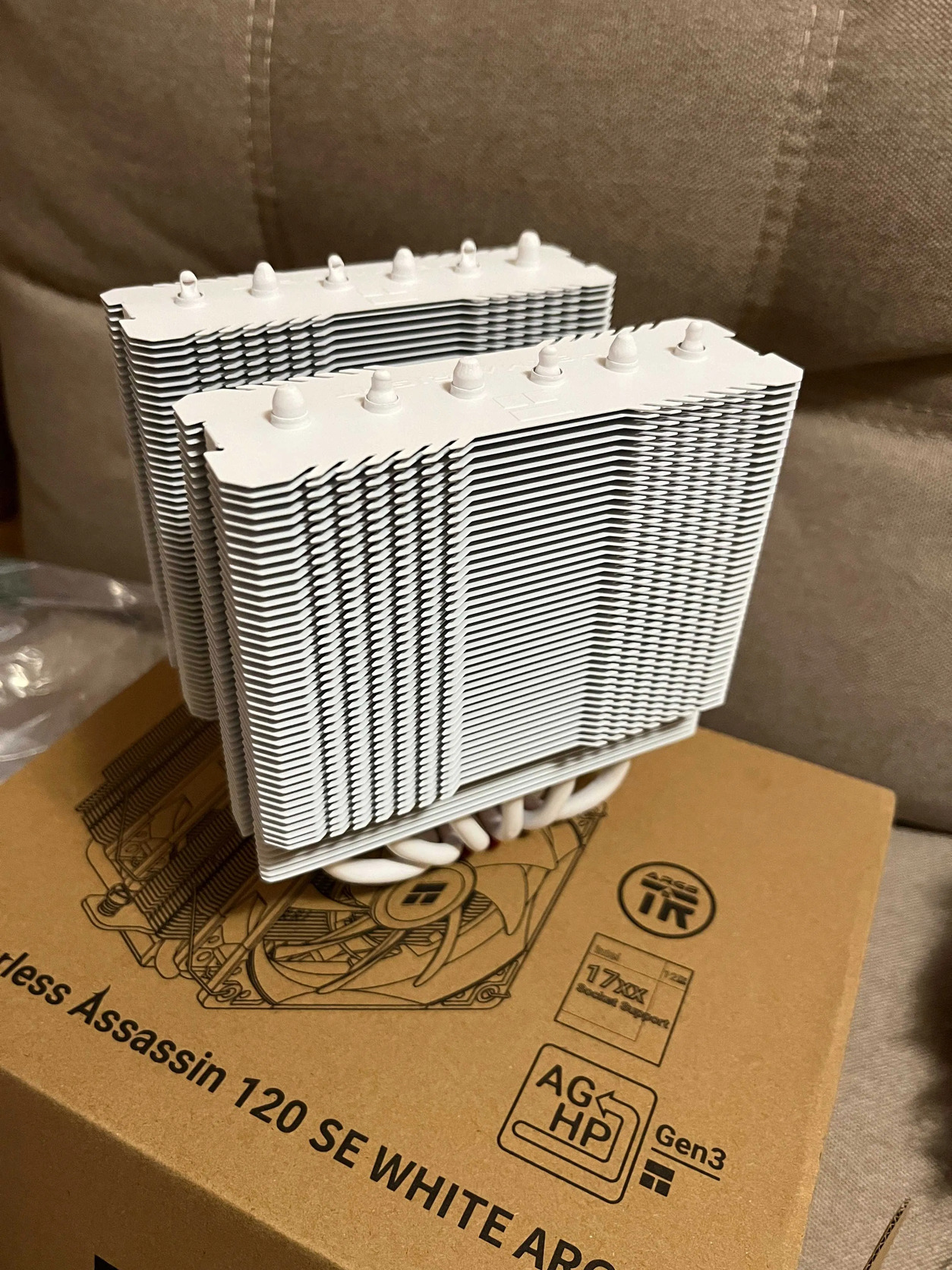 Thermalright Peerless Assassin 120 SE ARGB – Dissipatore CPU A Doppia Torre Con 6 Heatpipe E 2 Ventole PWM Da 120mm Per Intel 1700/115X E AMD AM4