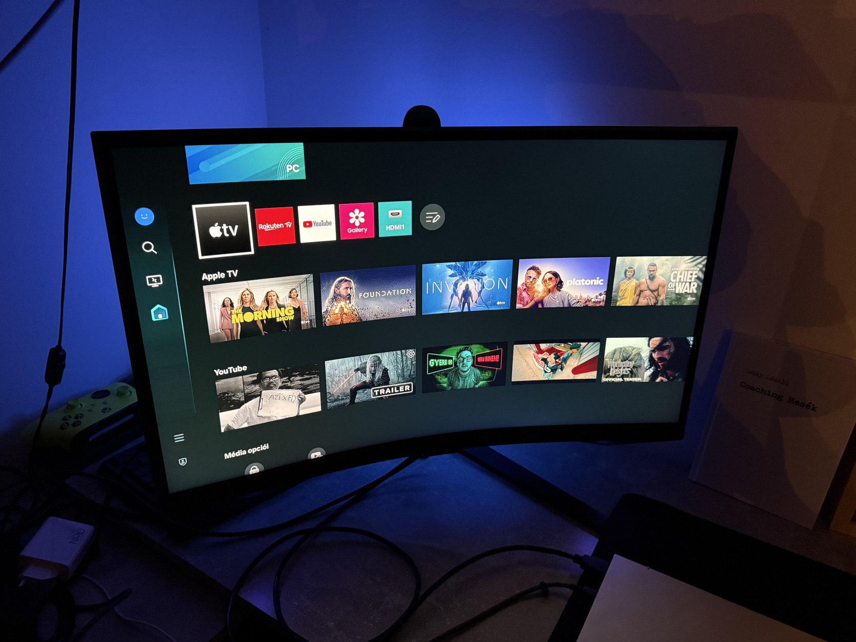Samsung G6 gamer monitor 27 coll 240Hz - HardverApró