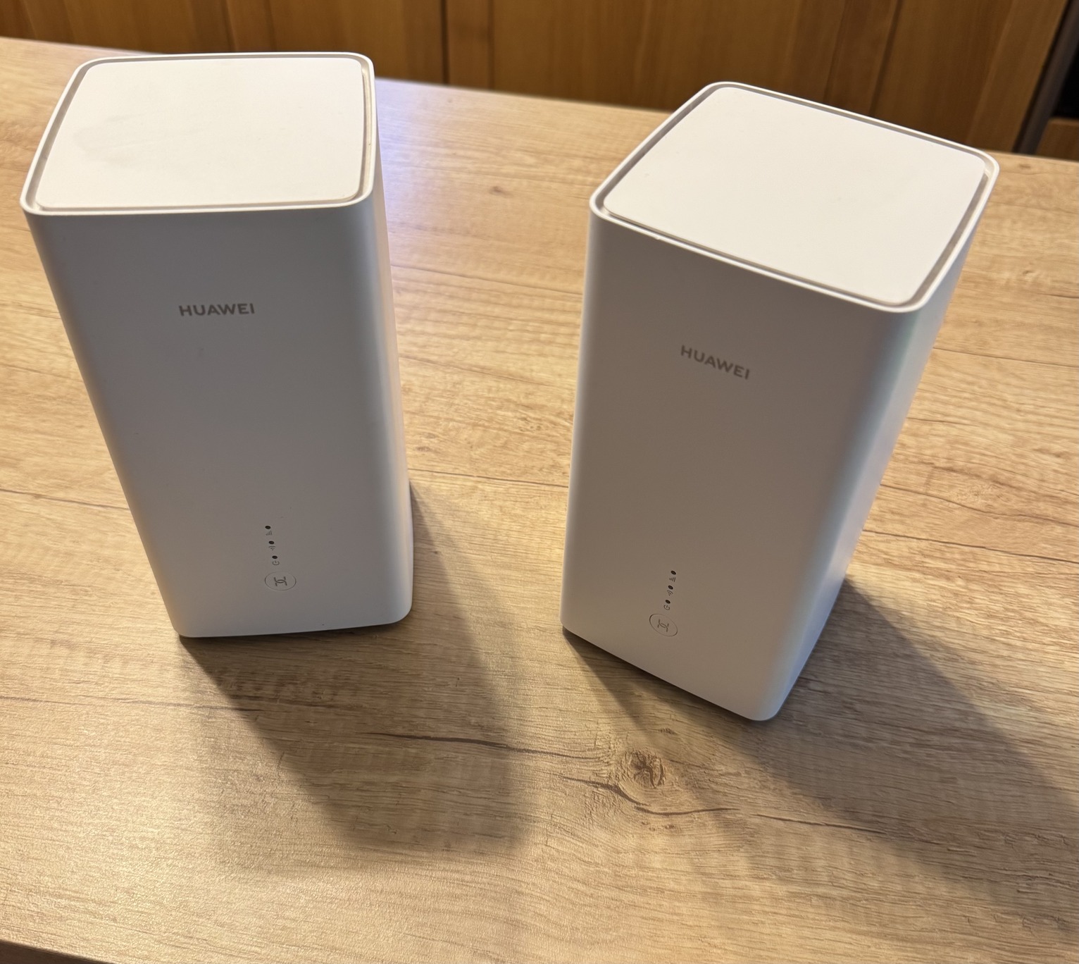 Eladó Huawei 5G B628-265 asztali router hibátlan állapotban - HardverApró