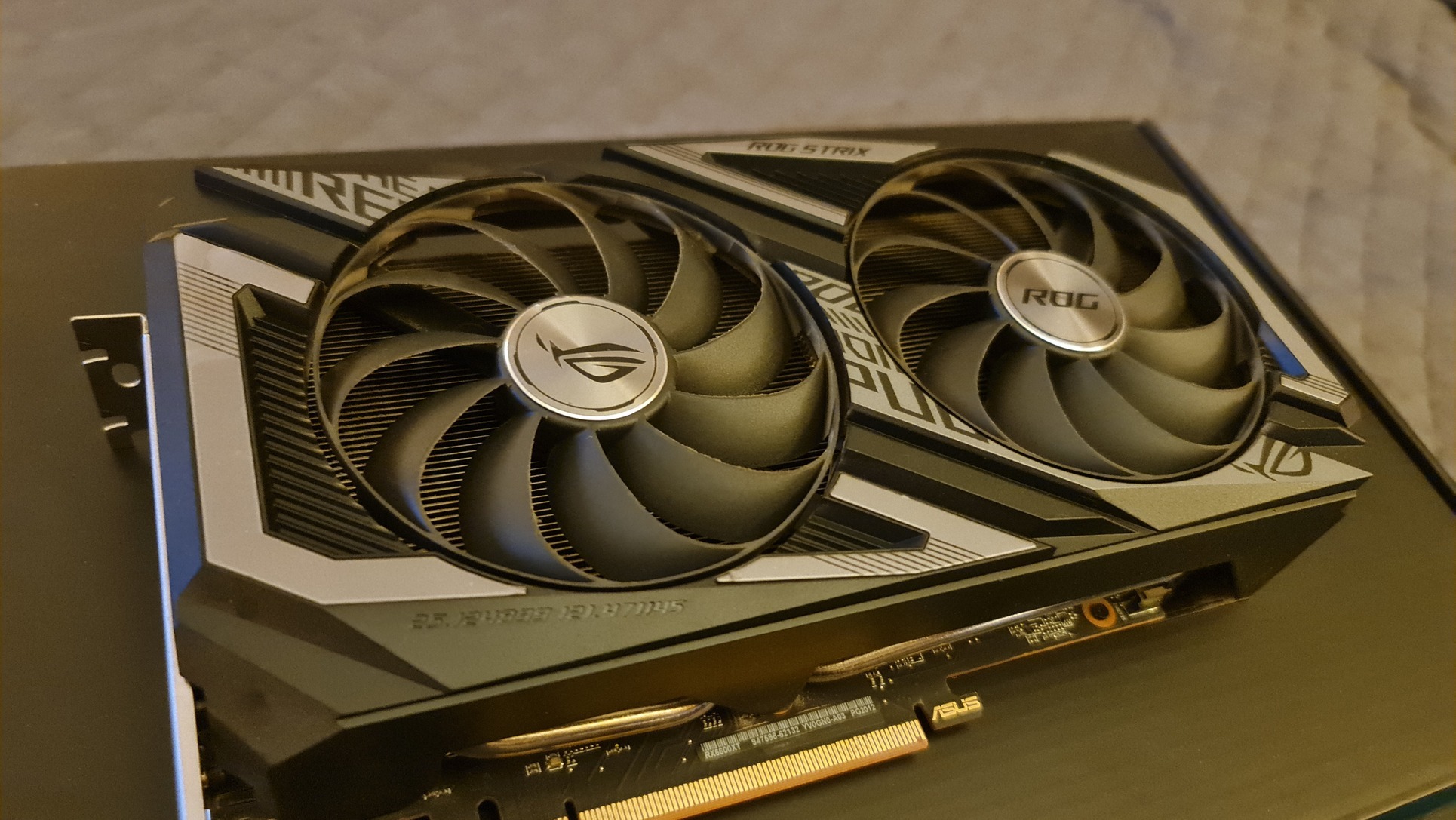 ASUS ROG STRIX RX 6600 XT OC 8GB GDDR6 GAMING RGB 6600XT OEM - HardverApró